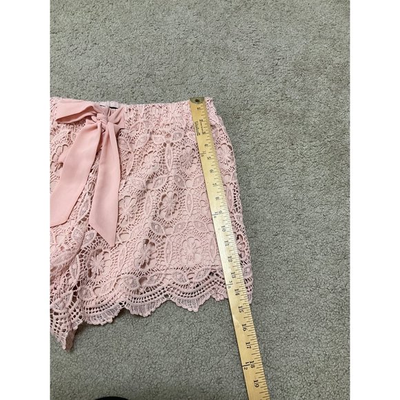 NWT TORRID 00 Peachy 3.5" Crochet Pull On Shorts Boho - Picture 6 of 7